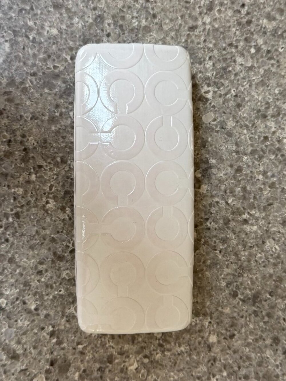 COACH glass sunglass CASE - White embossed LOGO - Great condition